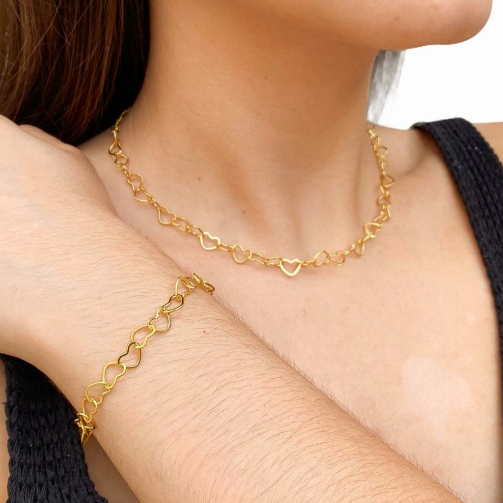 Kit Colar + Pulseira Feminino Corações Vazado Luxo Banhado em Ouro 18k Atacado e Revenda