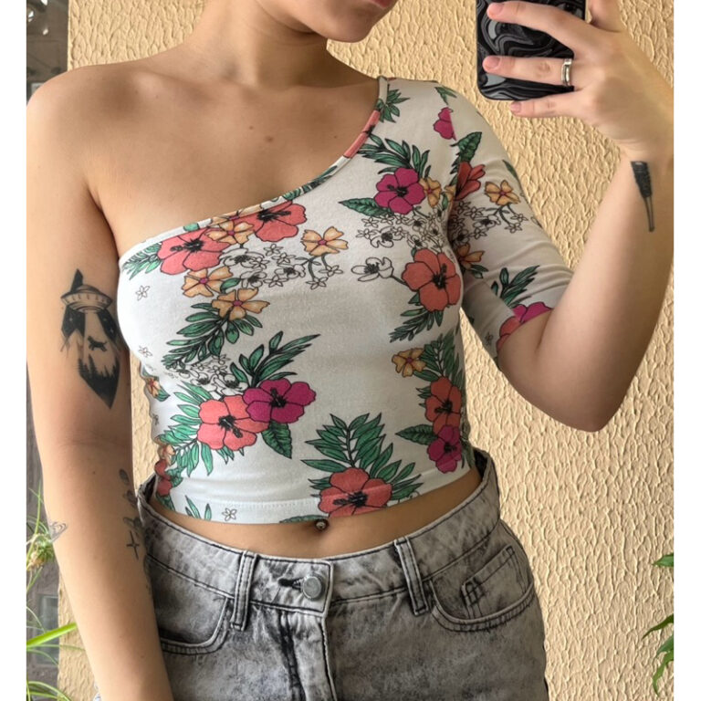 DESAPEGO Blusinha Cropped Floral Feminina P