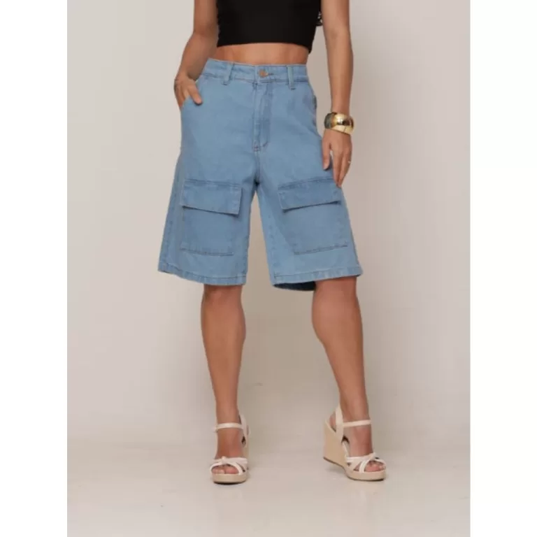 bermuda da moda feminina jeans média  com bolsos 