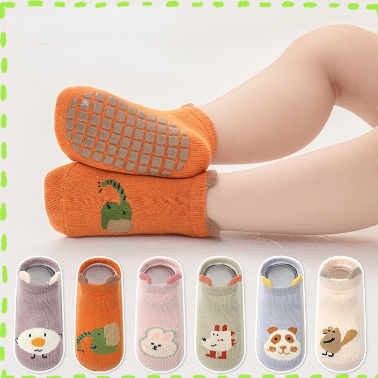 Kit 2 Meias De Algodão Bebê De Primavera E Outon