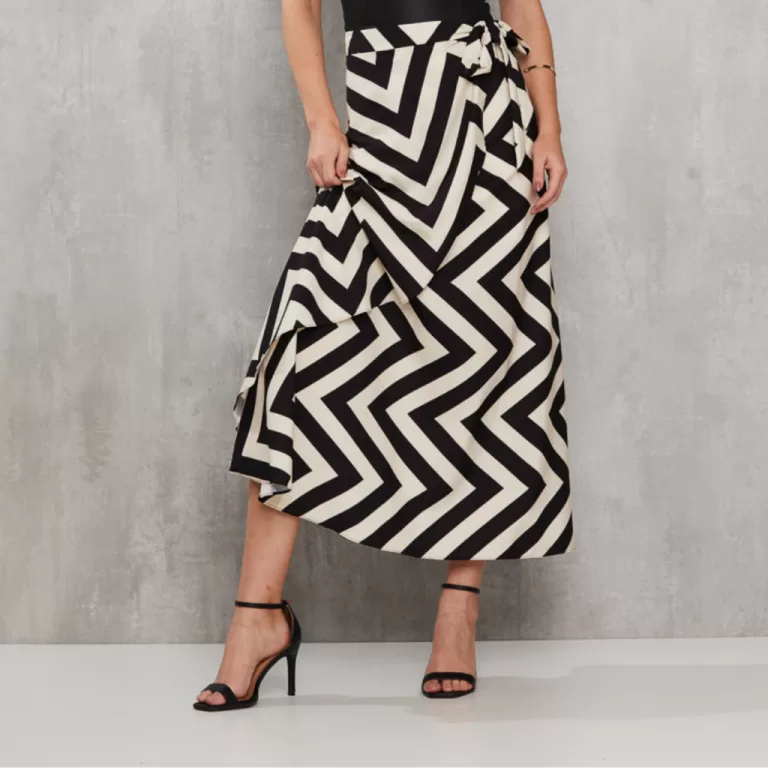 Saia Envelope Estampada Feminino Forrada Zig Zag T