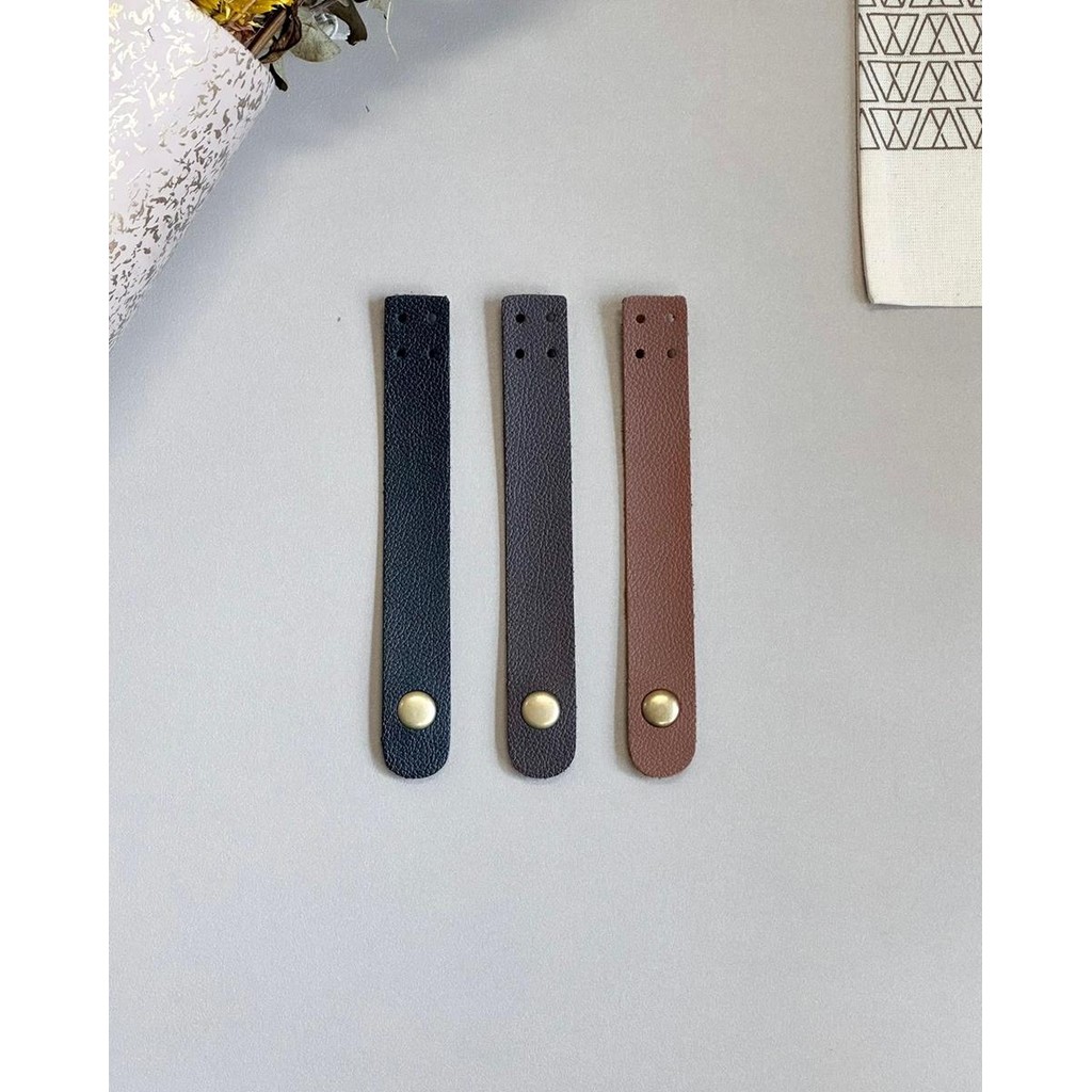 Fecho Lapela P com Botão Imantado Metais Ouro Velho