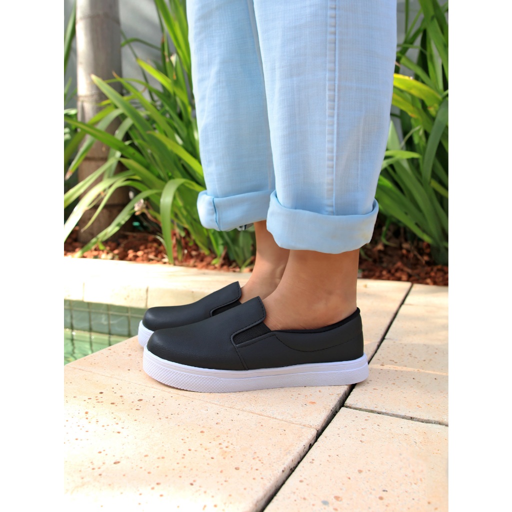 Tênis Feminino Slip On Liso Casual Calce Fácil