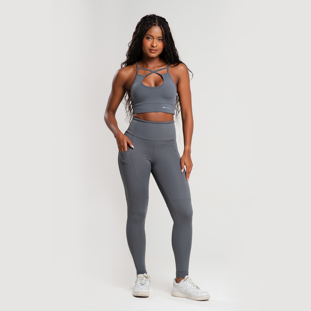 Conjunto  Legging  com Bolsos Top com bojos removíveis  Poliamida