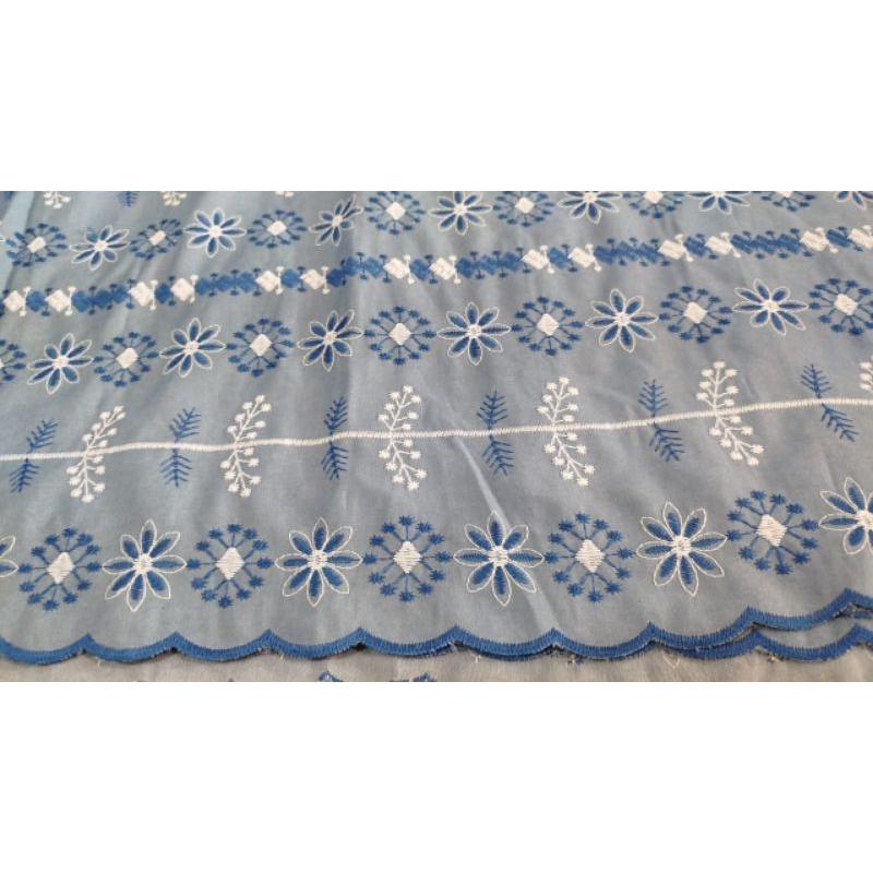 tecido jeans Denin leve bordado 1 metro x 1,50 de largura
