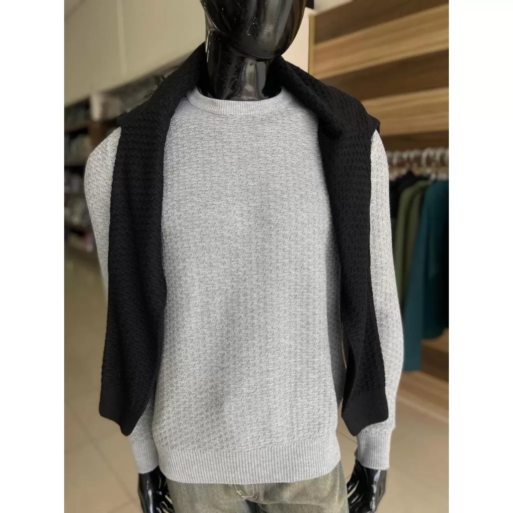 Blusa Sueter de tricot masculino texturizada gola careca.