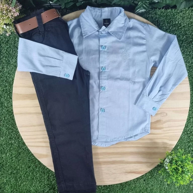 Calça Preta com Camisa Longa Azul Clara Infantil