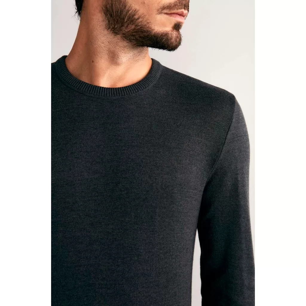 Tricot Básico Gola Careca – Preto
