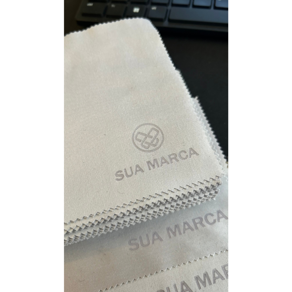 Flanelas para óculos personalizadas – Pacote com 100 unidades cinza