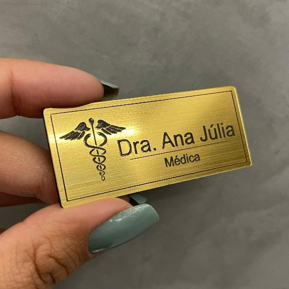 Broche Crachá Personalizado Acrílico Magnético 