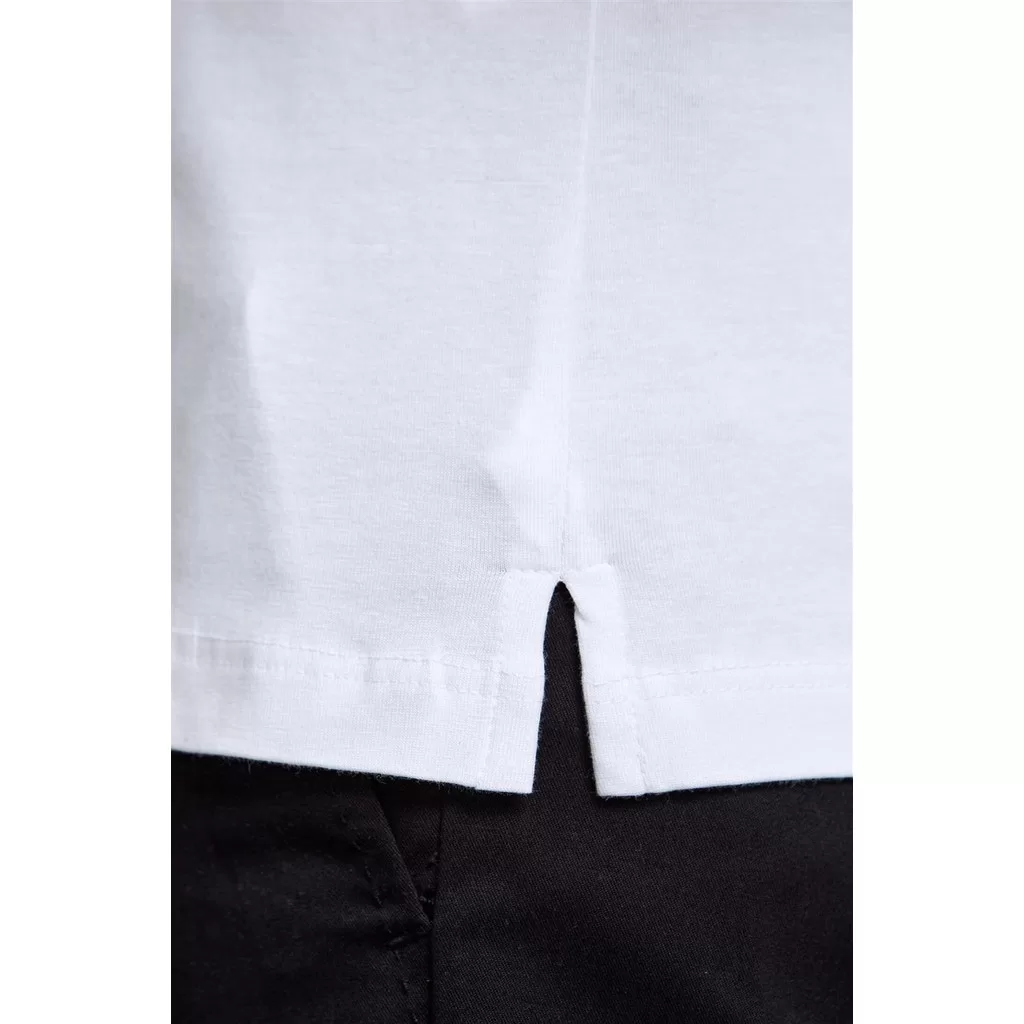 Polo Manga Curta Malha Slim Fit – Branco / Azul Marinho