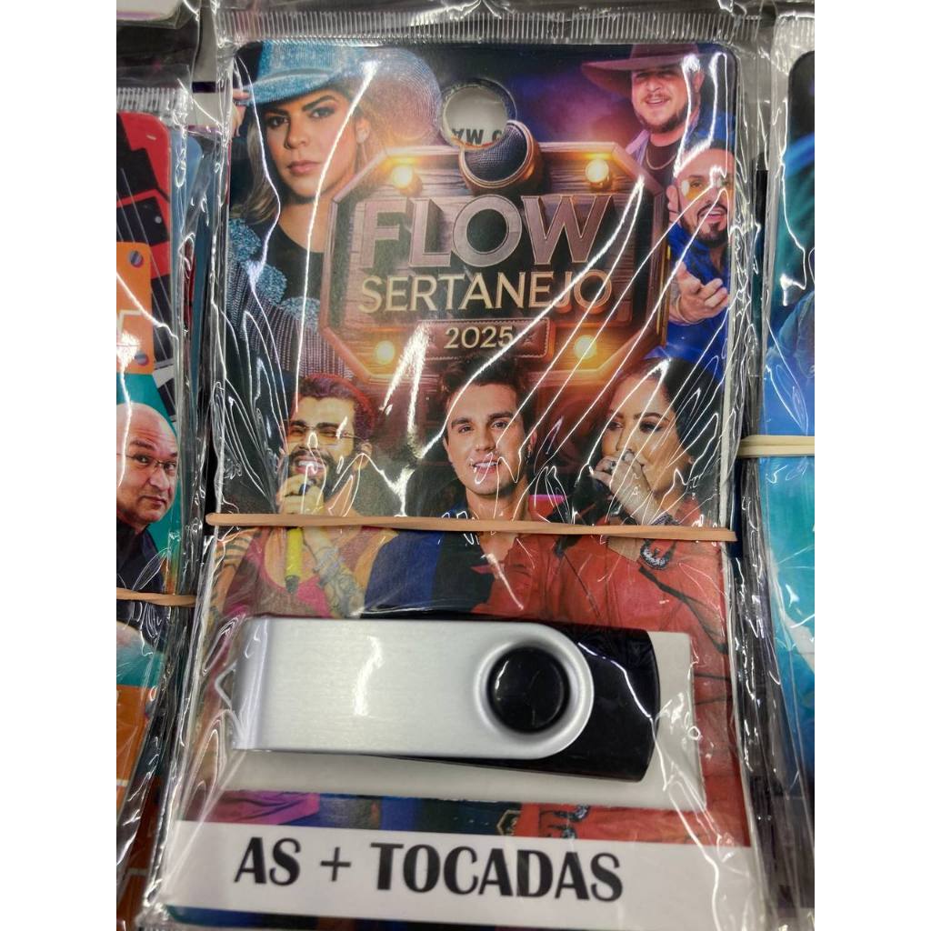 Pendrive Trilha Sonora Filmes e Séries Inesquecíveis Pen Drive USB 2.0 Metálico com Chaveiro Resist