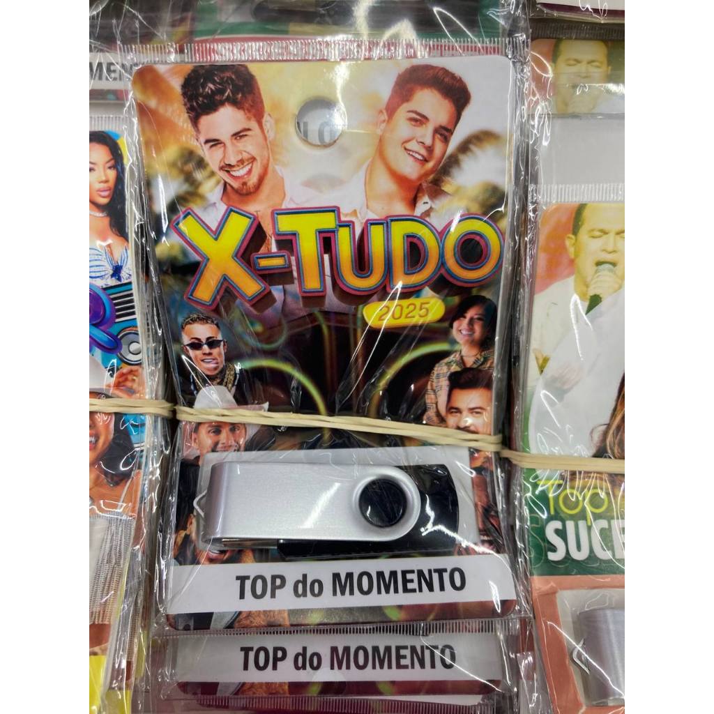 Pendrive Trilha Sonora Filmes e Séries Inesquecíveis Pen Drive USB 2.0 Metálico com Chaveiro Resist