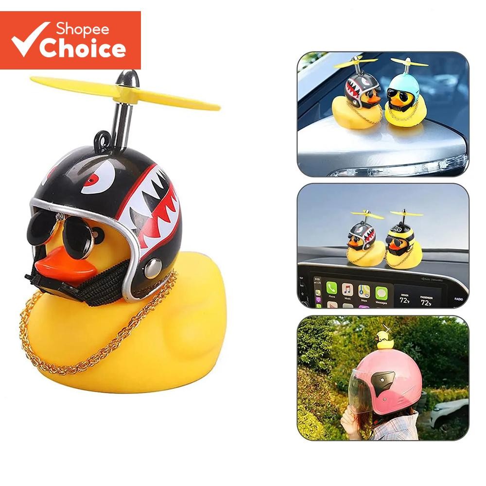 Carro pato brinquedo com capacete painel decorações ornamento pato amarelo com hélice colar para esc