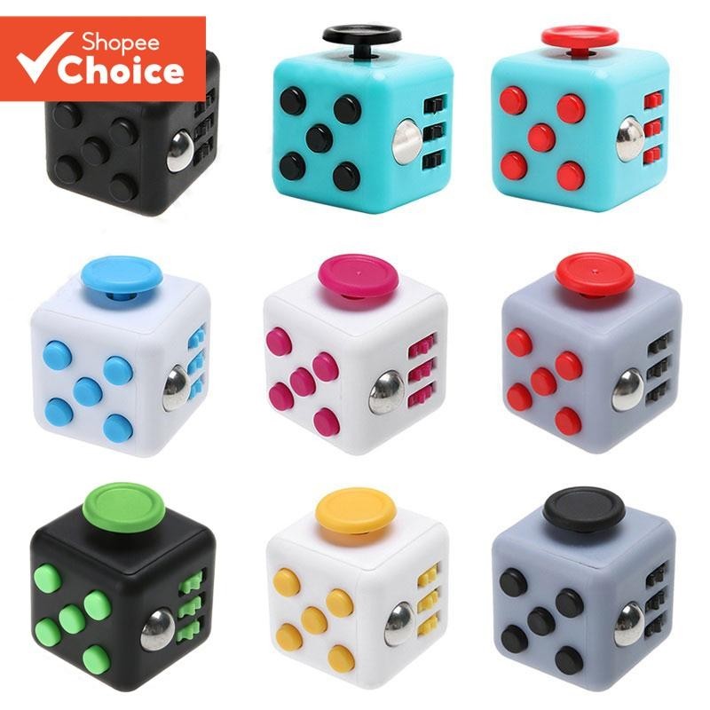 1pc Brinquedos Em Cubo De Rubik Ajuda A Aliviar O Estresse Para Adultos E Crianças