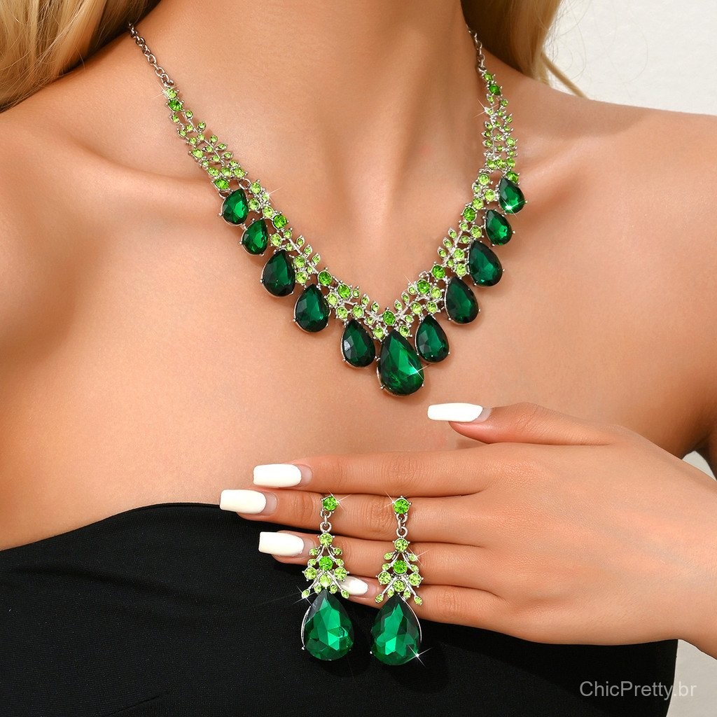 Europa e América Colar Retro Brincos Conjunto de Gemas de Cristal Cadeia de Cavilha Duas Jóias Femin