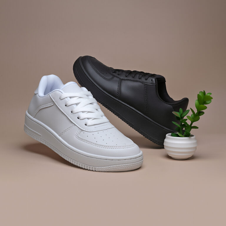 Tênis Masculino E Feminino Casual Preto e Branco 