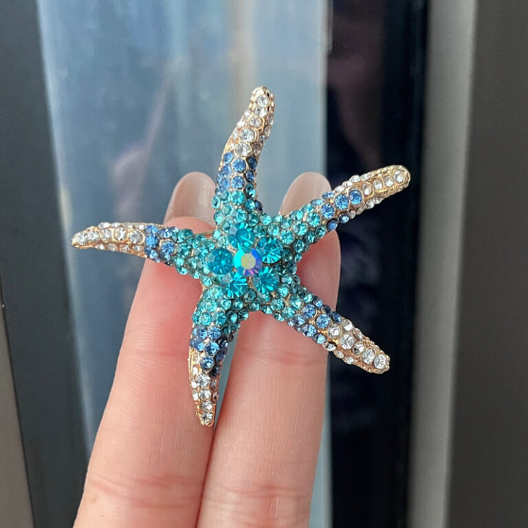 Broche de Estrela do Mar com Strass Vintage Acess