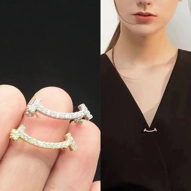 Broche sorridente sorridente, roupas versátil, acessórios para alfinetes requintados femininos