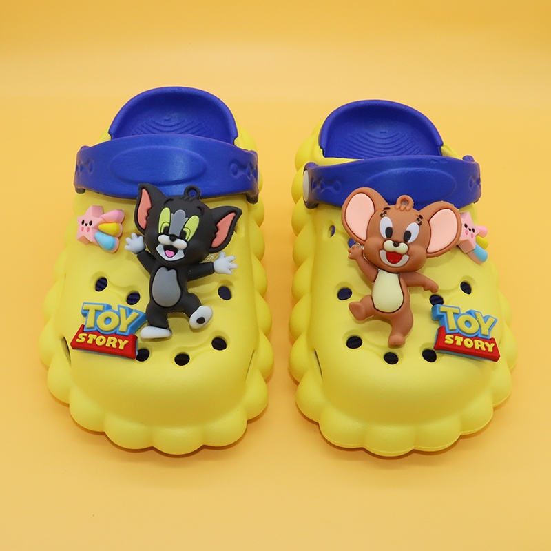 Babuche Infantil Meninos Confortáveis Antiderrapantes Cartoon Sandálias Meninas Calçados de Praia In