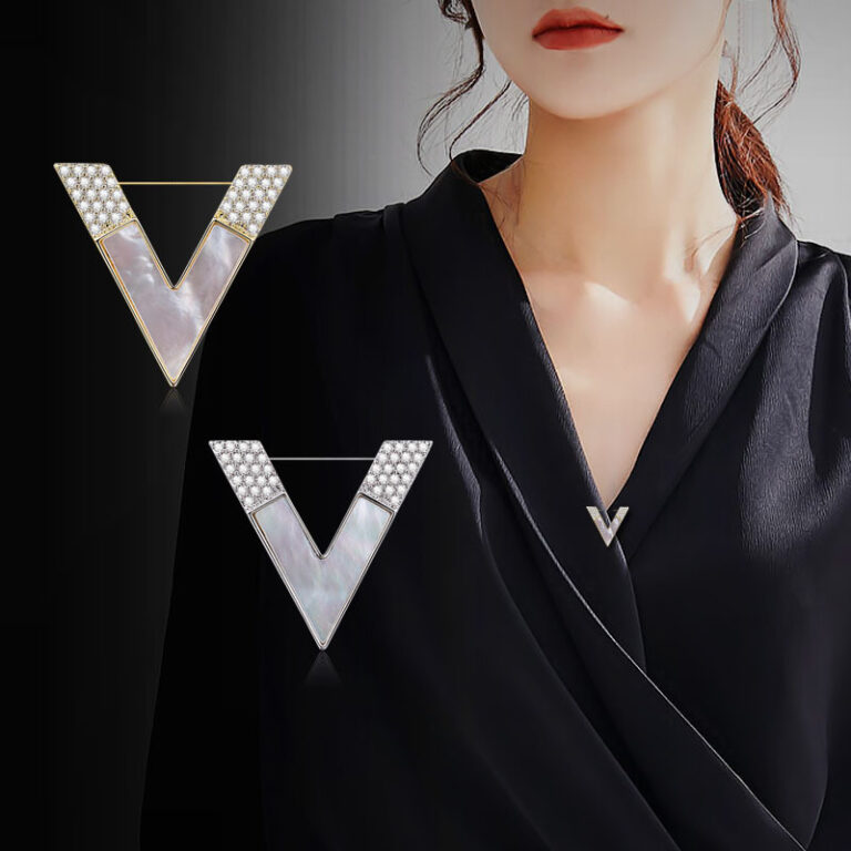 Broche com diamantes em forma de V para mulheres a