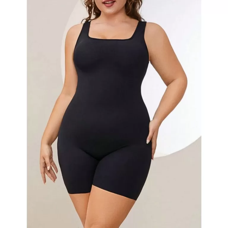 Macaquinho Macacão Plus Size Ribana Canelado Femi