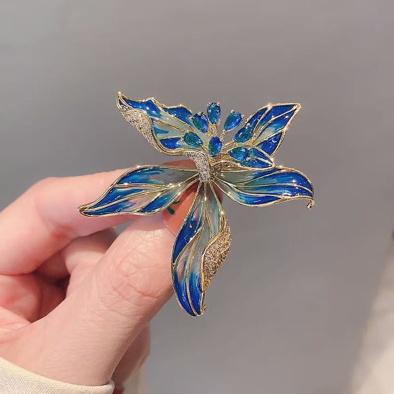 Broche de Flor Azul Enchantress Acessórios de Roupas de Alta Qualidade para Mulheres Presente de Ban