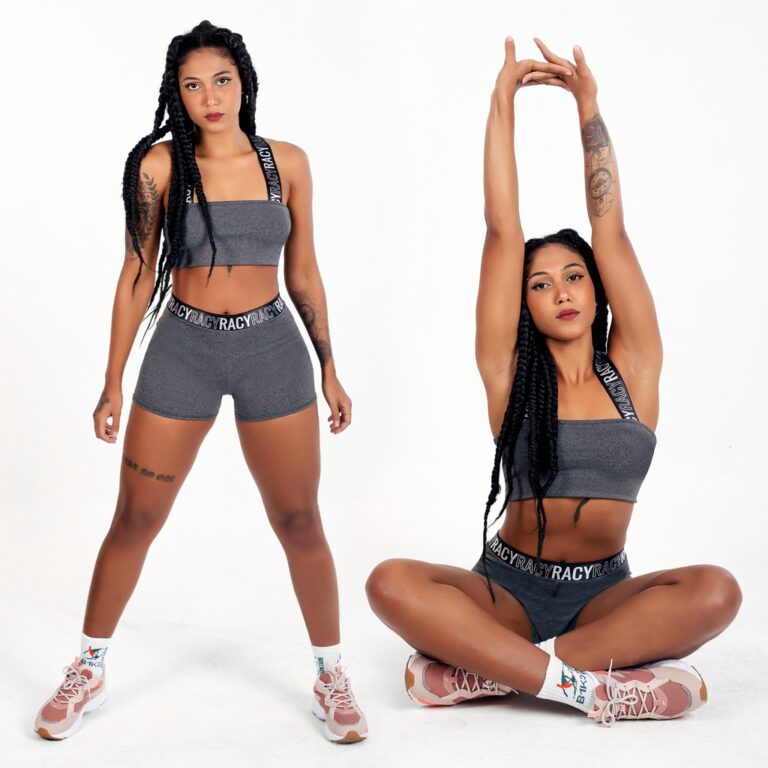 Conjunto Fitness Short Cintura Alta e Cropped de A