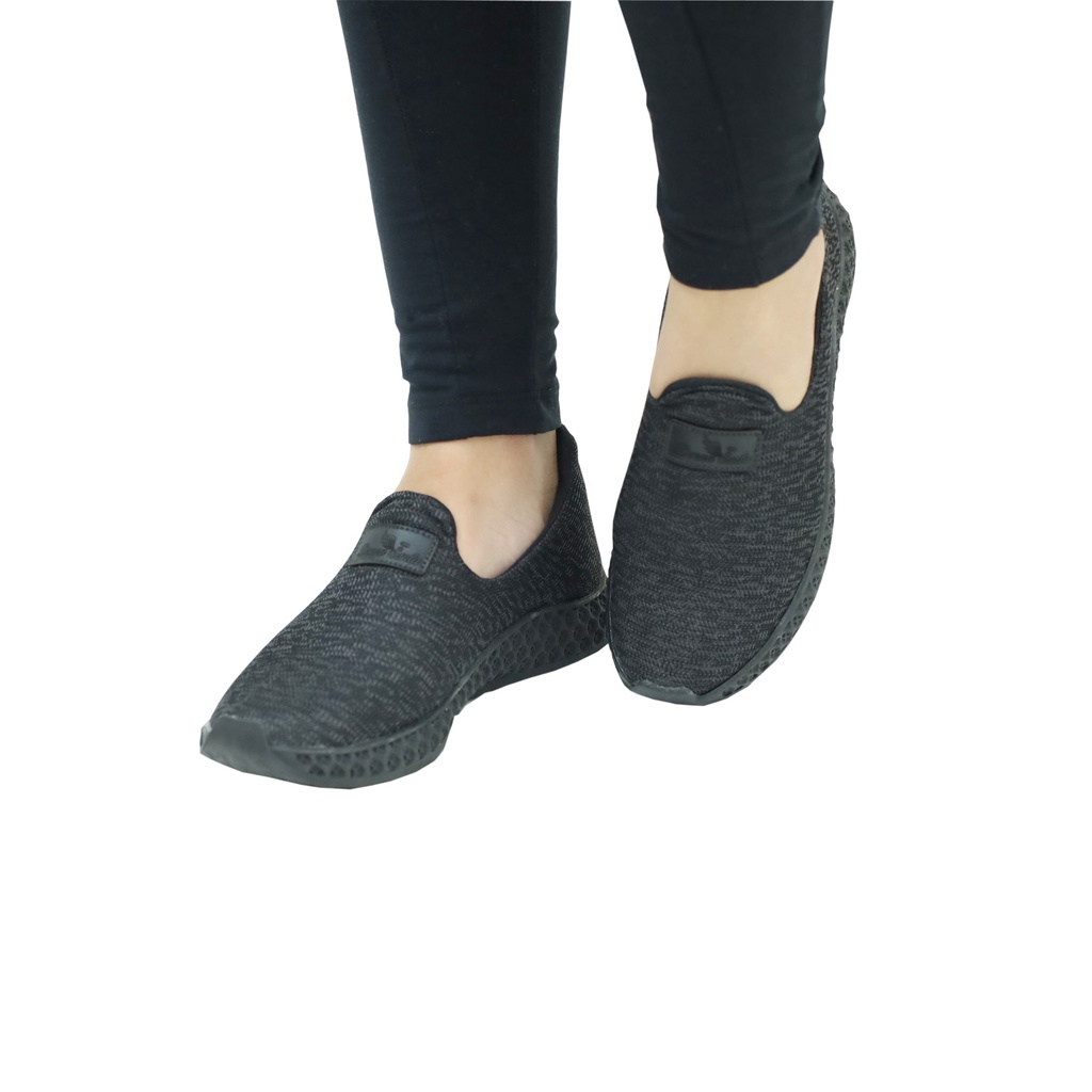 Tenis Feminino Super Leve Calce Fácil Slip On
