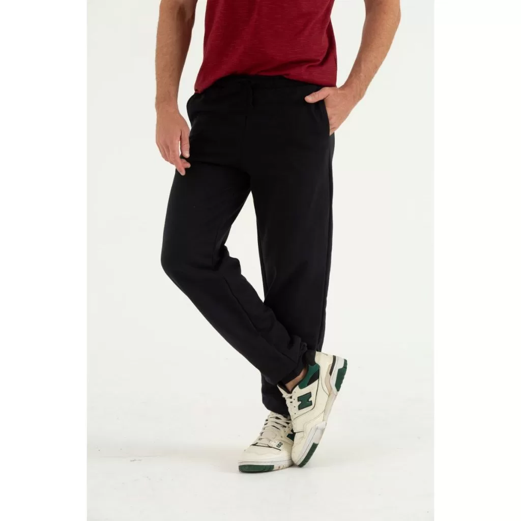 Calça de Moletom Masculina com Punho: Conforto e Estilo para Todas as Ocasiões | Peluciada