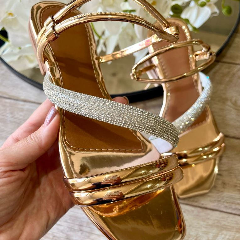 Sandália Feminina Rasteirinha Strass Rasteira Pla
