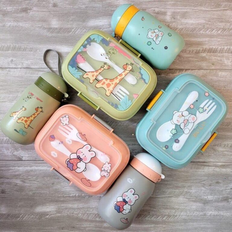 Kit Marmita Infantil com Talheres de Plástico e G