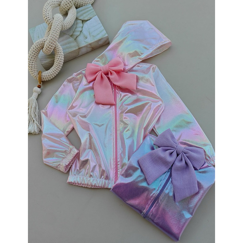 Jaqueta Infantil Holográfica Corta-Vento com Capuz  Moda Menina Blogueira  (Laço não incluso)