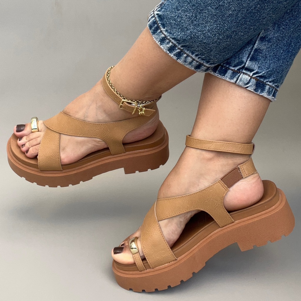 Sandália Vizzano Feminina Flatform Aplicação Dedo Ring Toe Estilo Laçamento