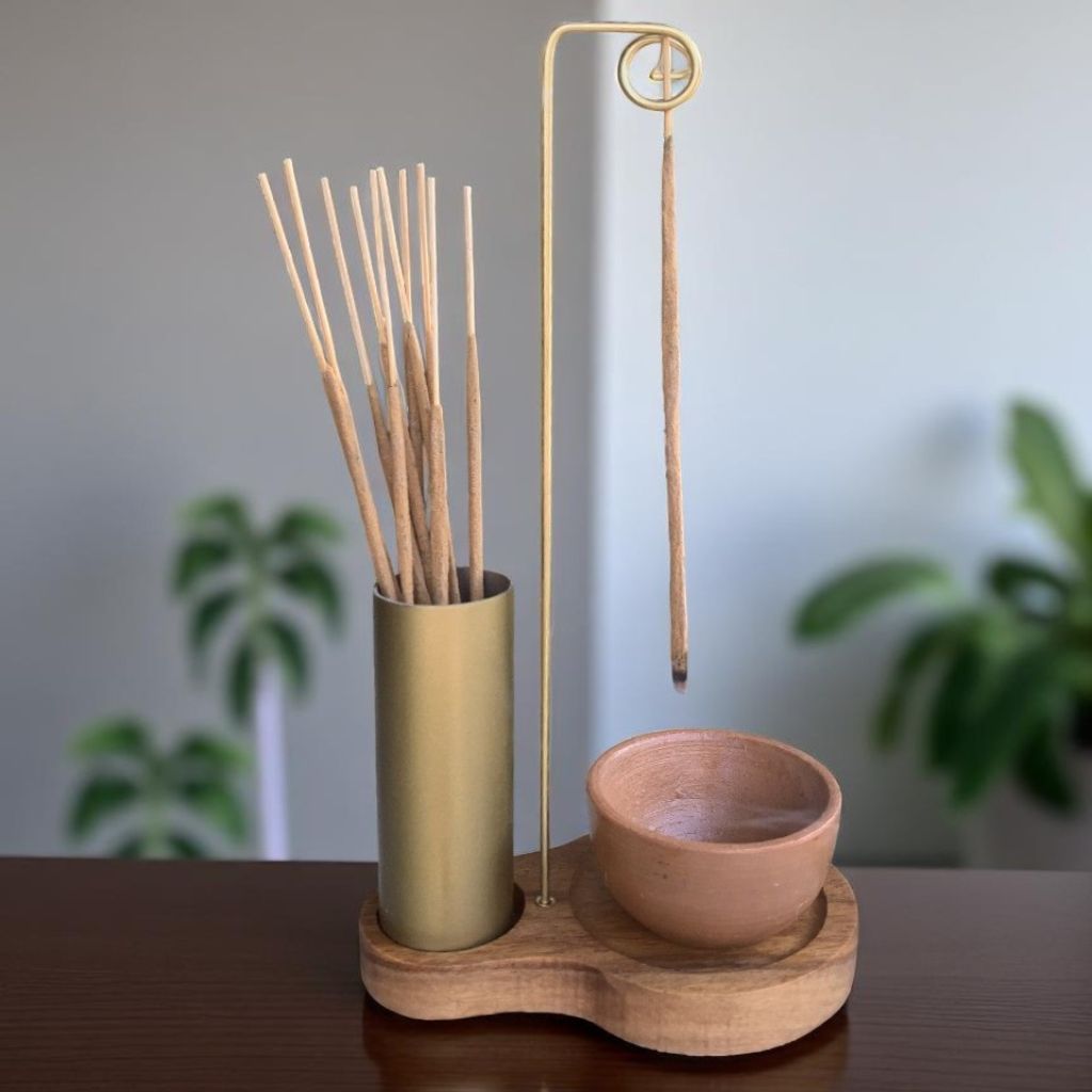 Porta incenso Invertido de madeira com coletor de cinza e armazenador de incenso