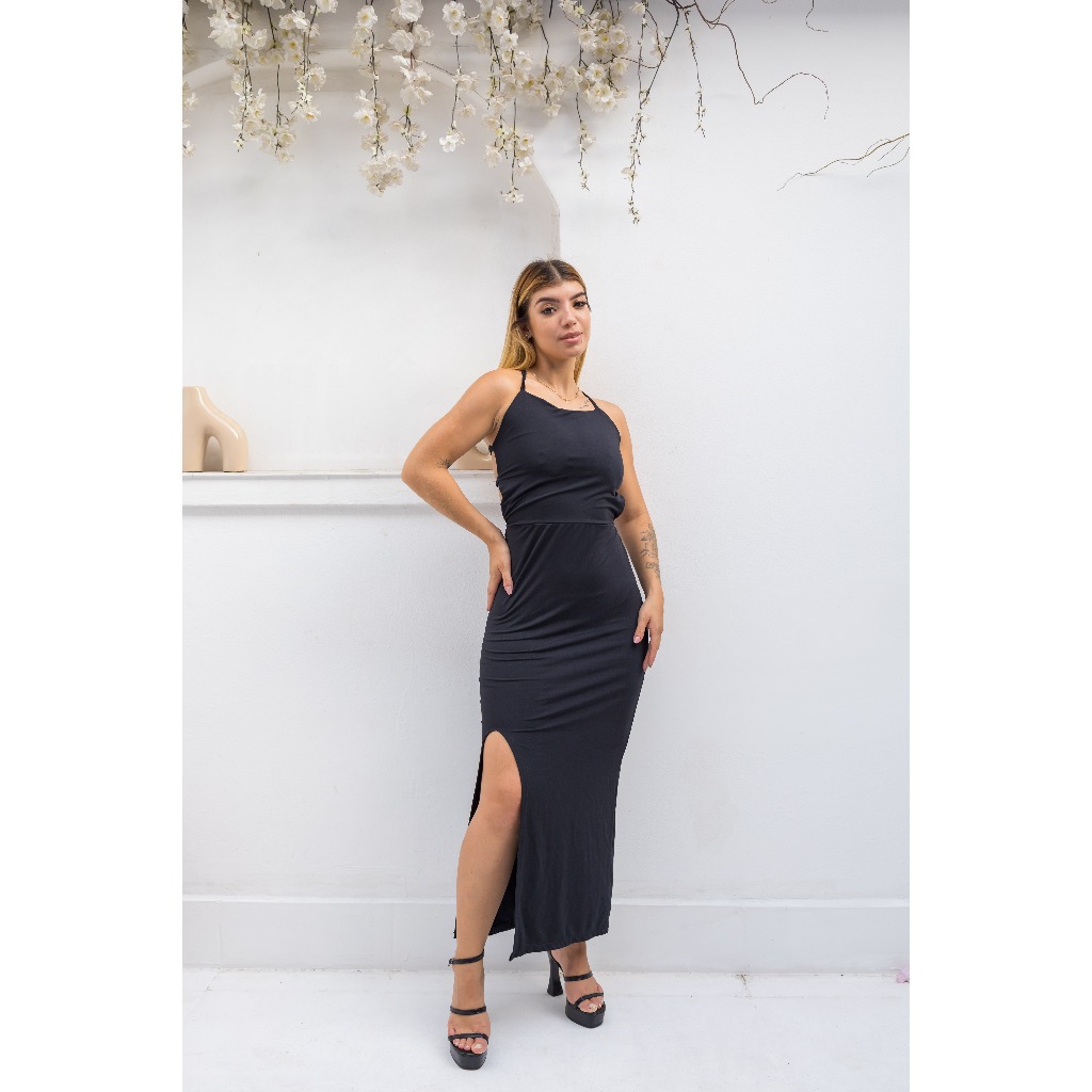 Vestido Longo com Fenda Lateral  Suplex Elegante e Amarrar Trançado nas Costas