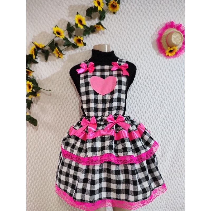 Saia Junina Xadrez Preta com Fitas Rosa Neon