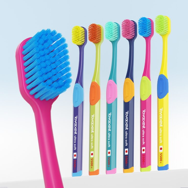TOYADENT PRO Escova Dental com Cerdas Premium Alem