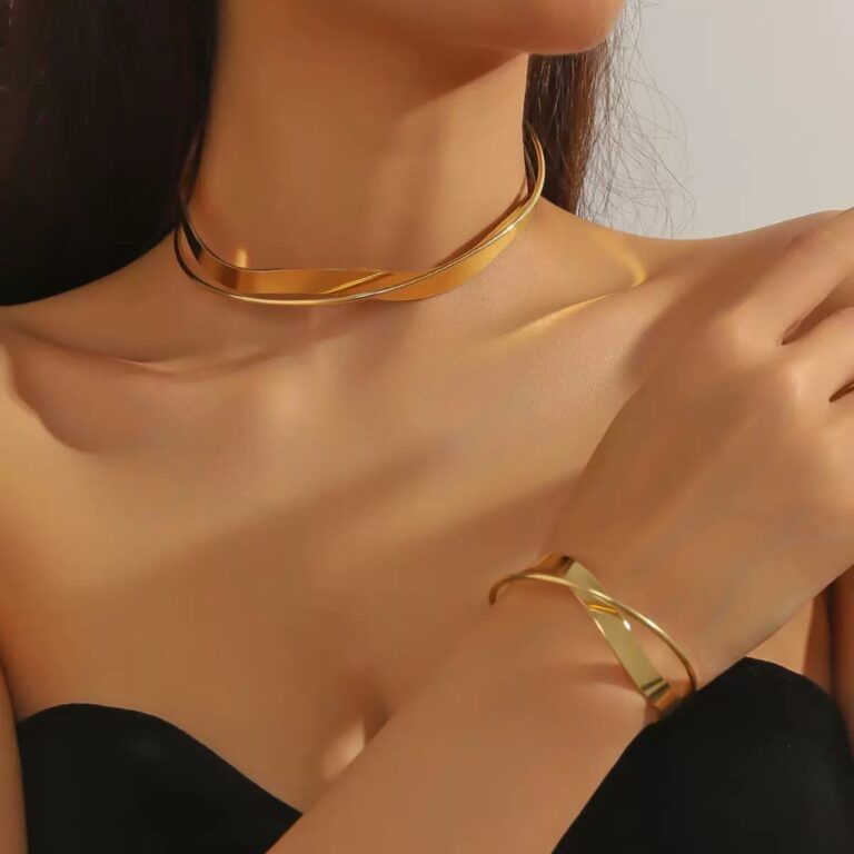 Kit Choker Pulseira e Brinco Aro Estilos populares