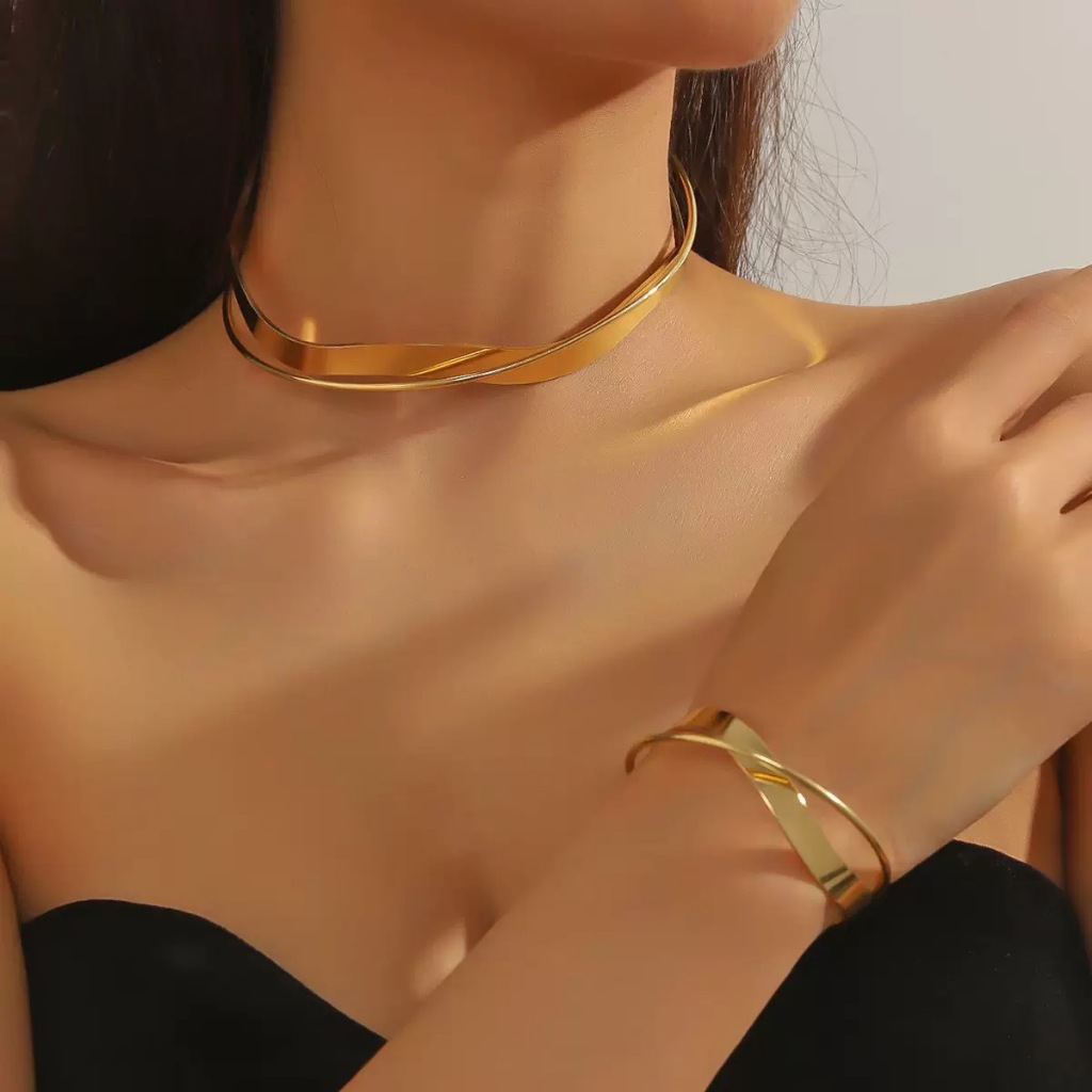 Kit Choker Pulseira e Brinco Aro Estilos populares Nó Folheado a Ouro 18k e Prata 925