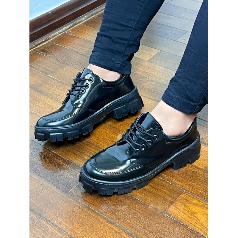 Mocassim Feminino Oxford Preto Tratorado Lançamento