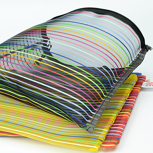 Estojo Multiuso Bolsinha Nylon Colorido Necessaire