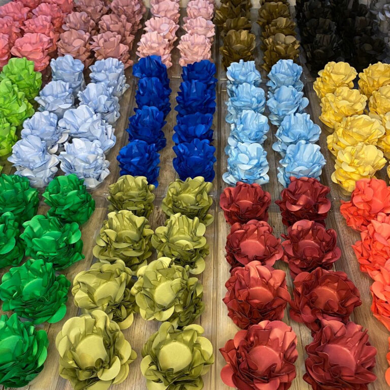 120 forminhas modelo flor luxo para doces finos MO