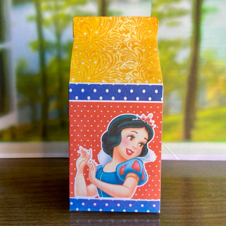 10 Caixinhas Milk Branca de Neve Personalizadas &#