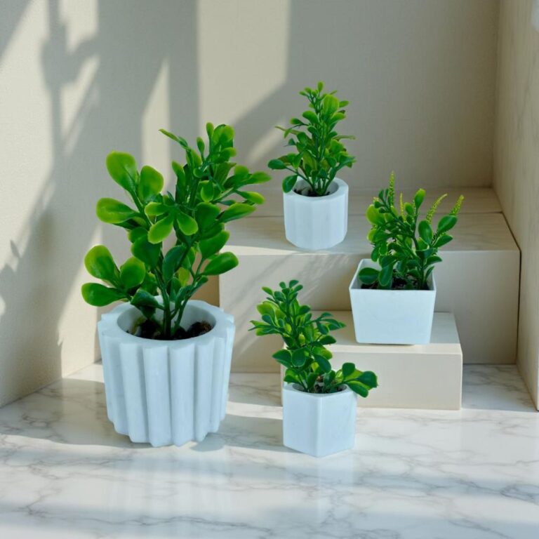 Kit 4 Vasinhos Decoração com Plantinhas