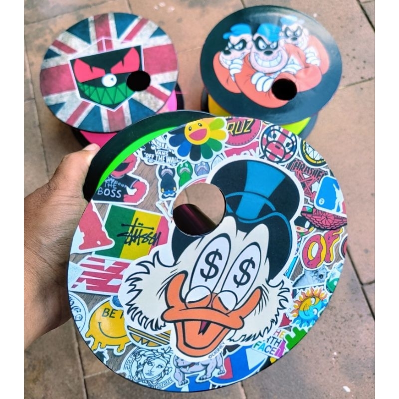 Pipa – Carretilha de Pipa Adesivada com Linha