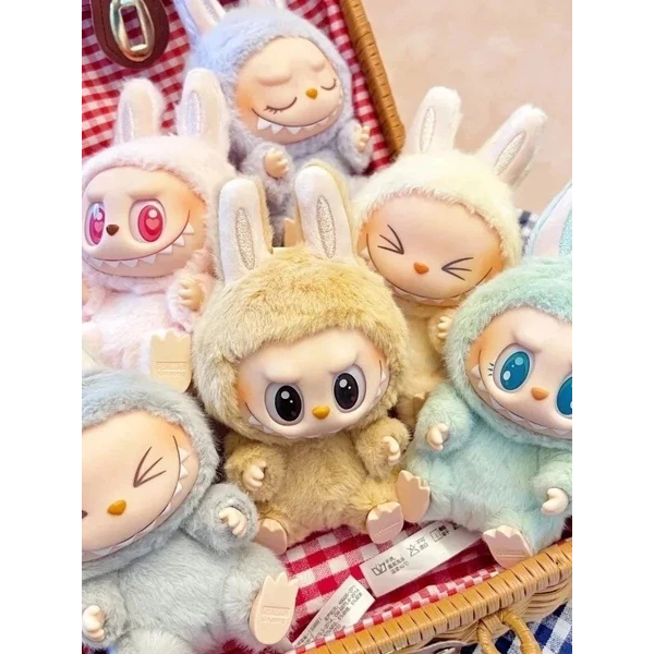 Boneco Labubu da 2. Geração Caixa Surpresa ̵