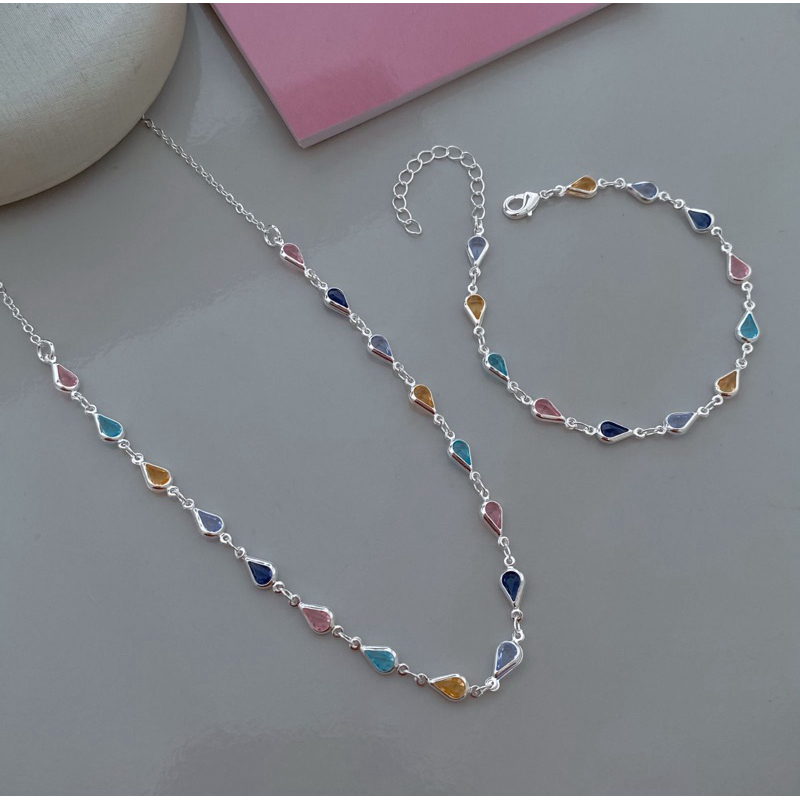 conjunto gotas coloridas pulseira e colar