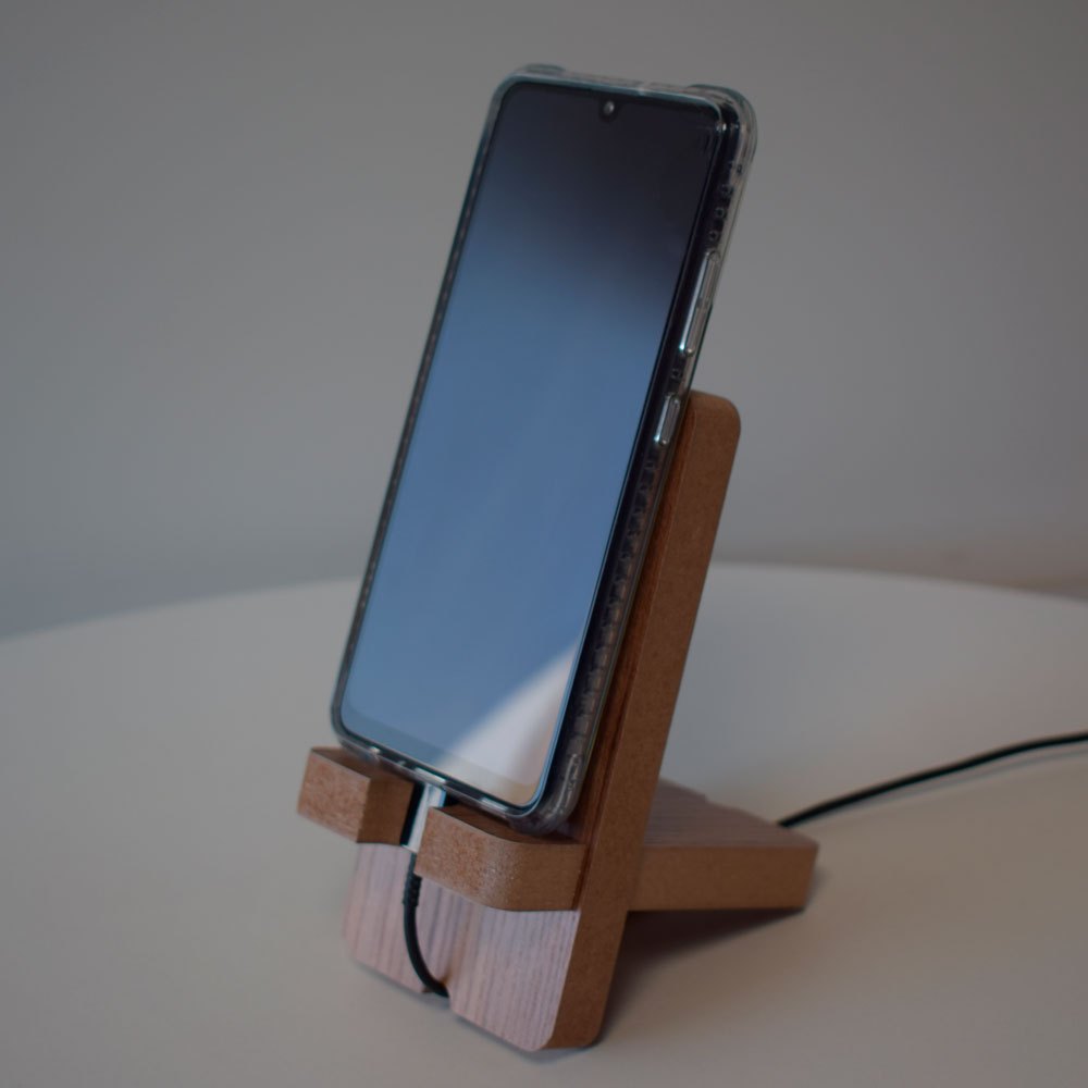 Suporte Carregador Para Celular Pet MDF