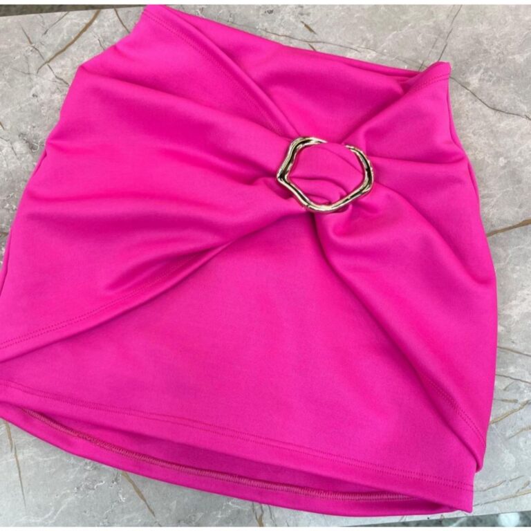 Short Saia em Neoprene com argola